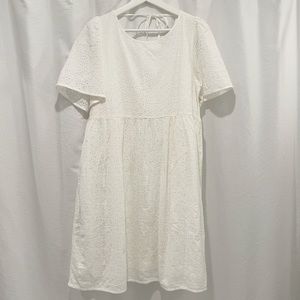 NWT Oak + Fort eyelet lace dress with open back